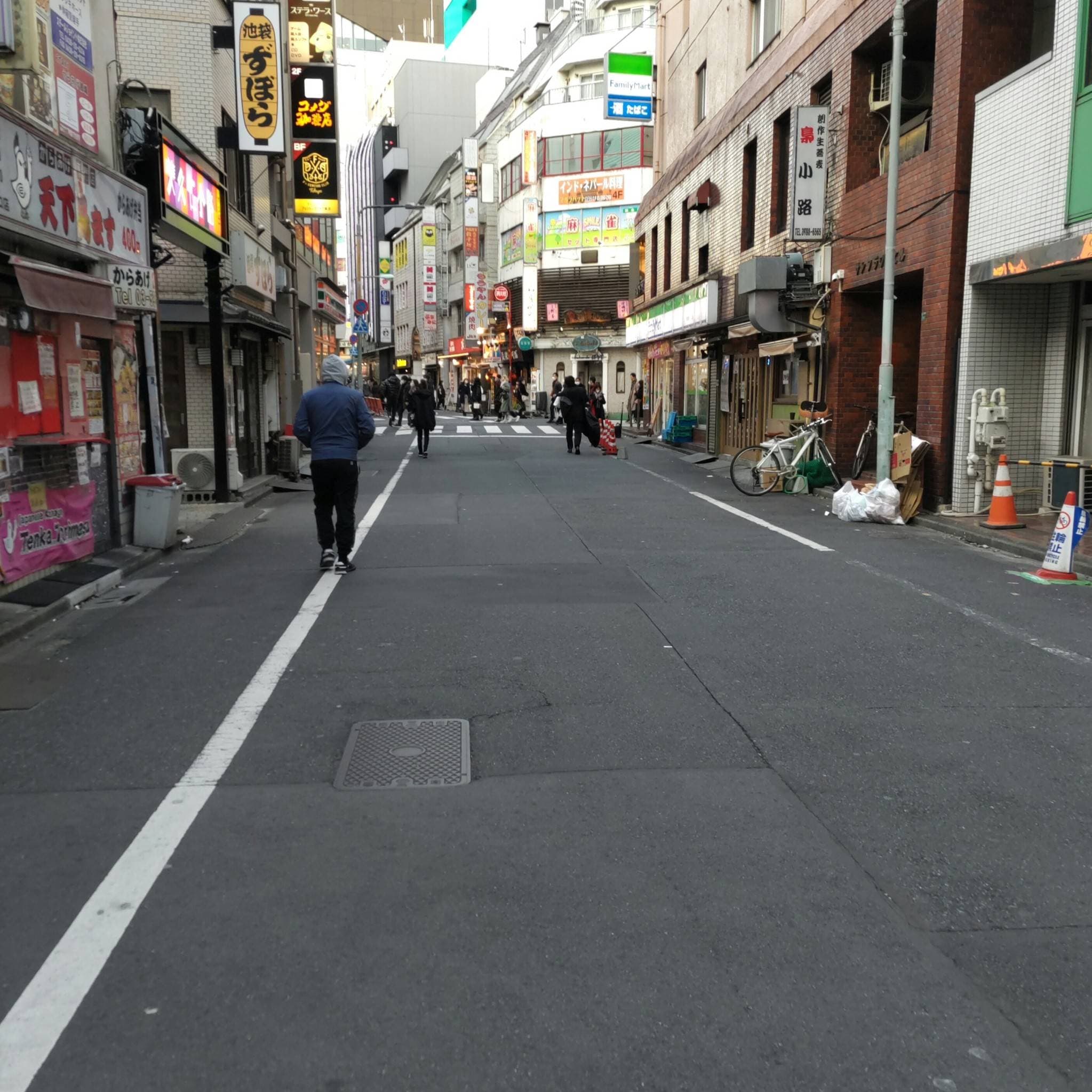 椿音楽教室 スタジオペンタ 池袋ハンズサイトの写真 4