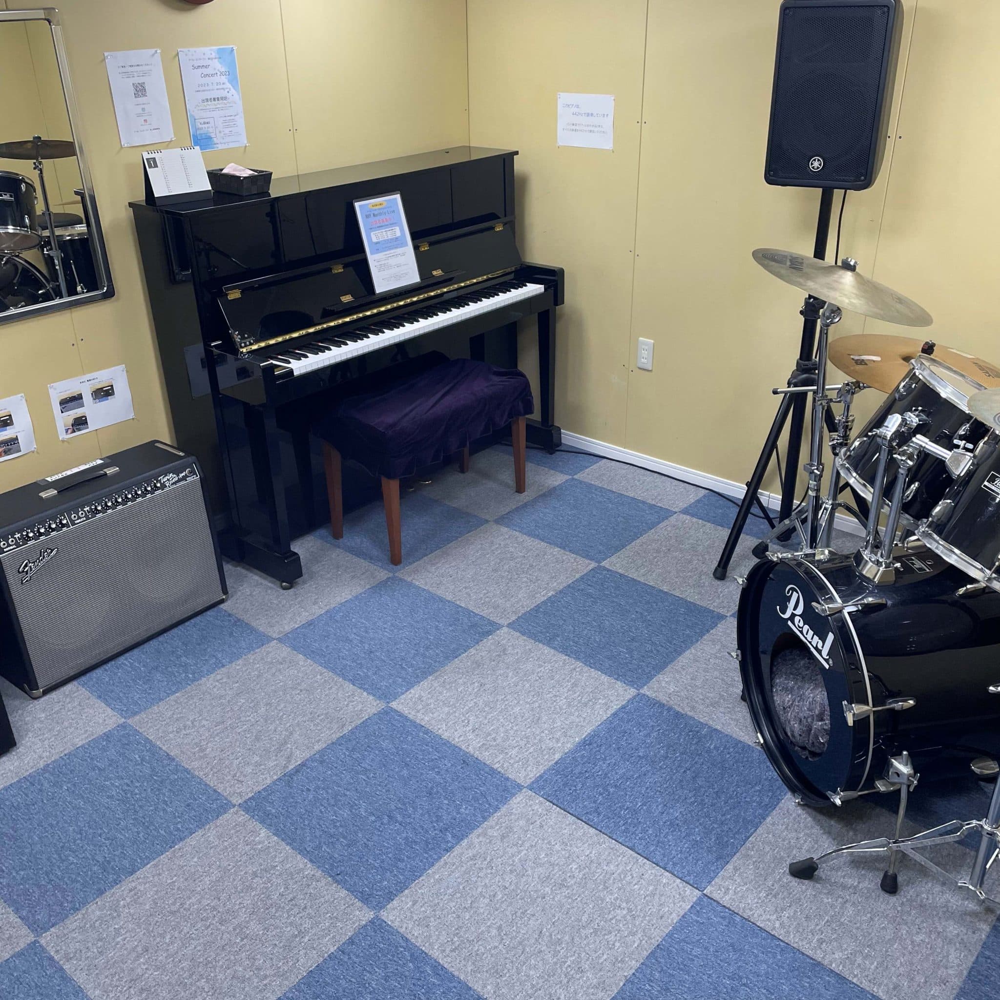 椿音楽教室 RHY BAND STUDIO 梅田の写真 3