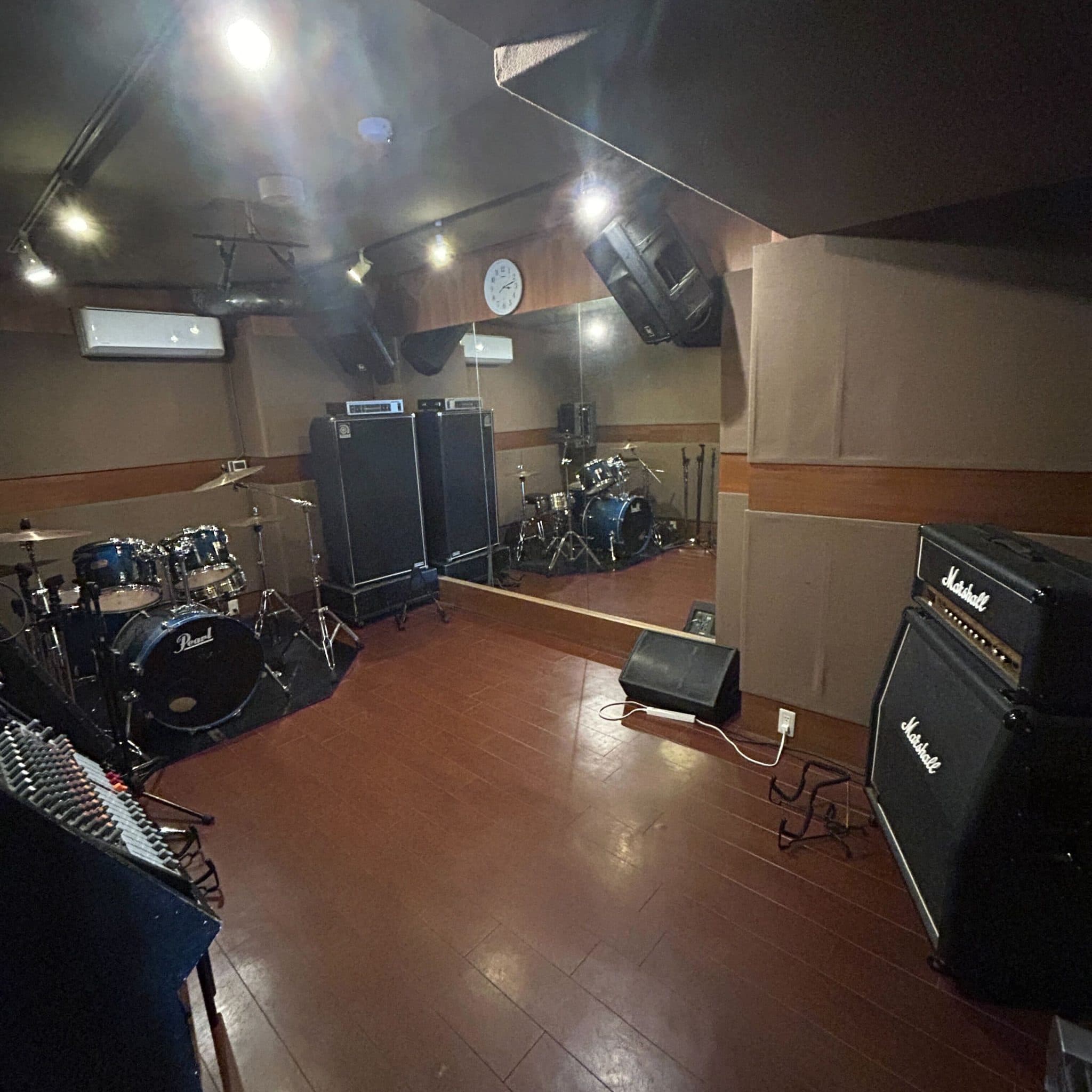 椿音楽教室 スタジオブルームの写真 2