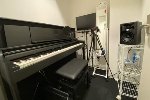 シアーミュージック 新宿東口校の写真