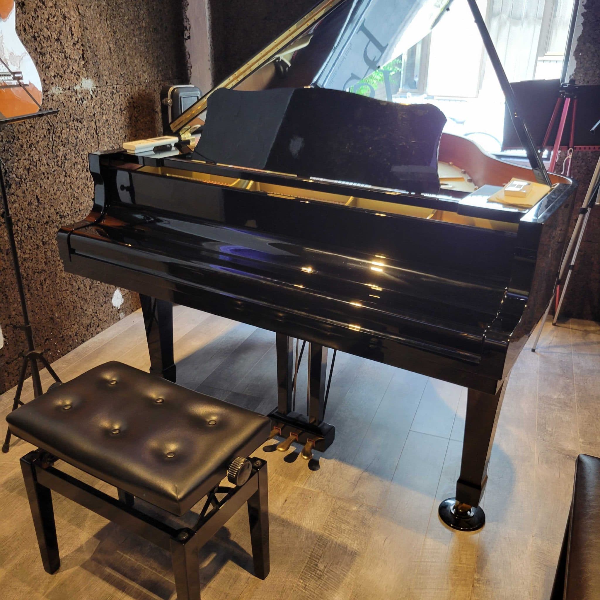 椿音楽教室 phat lover studio(ファット・ラバー・スタジオ)の写真