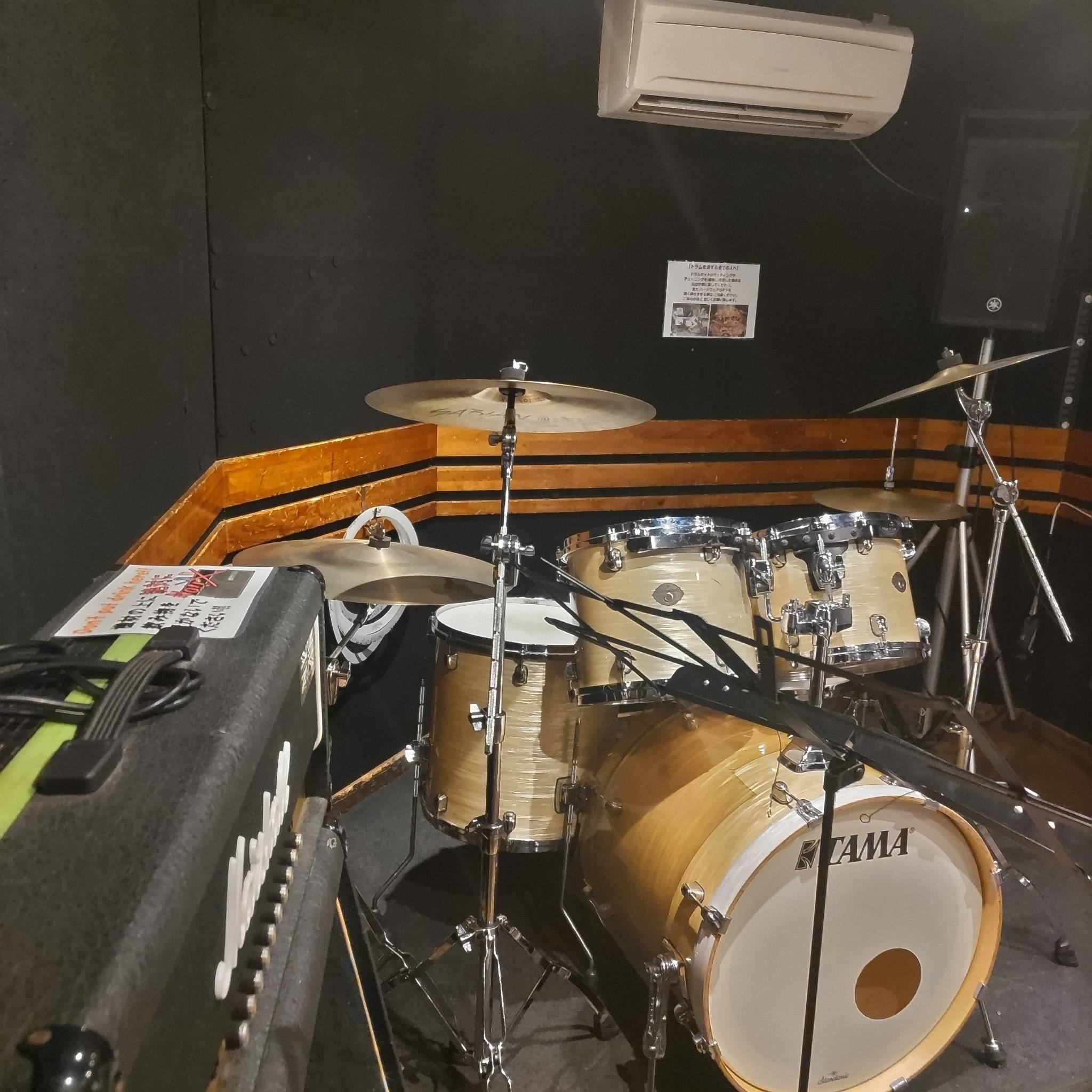 椿音楽教室 sound studio DOM(サウンドスタジオ・ドム)の写真